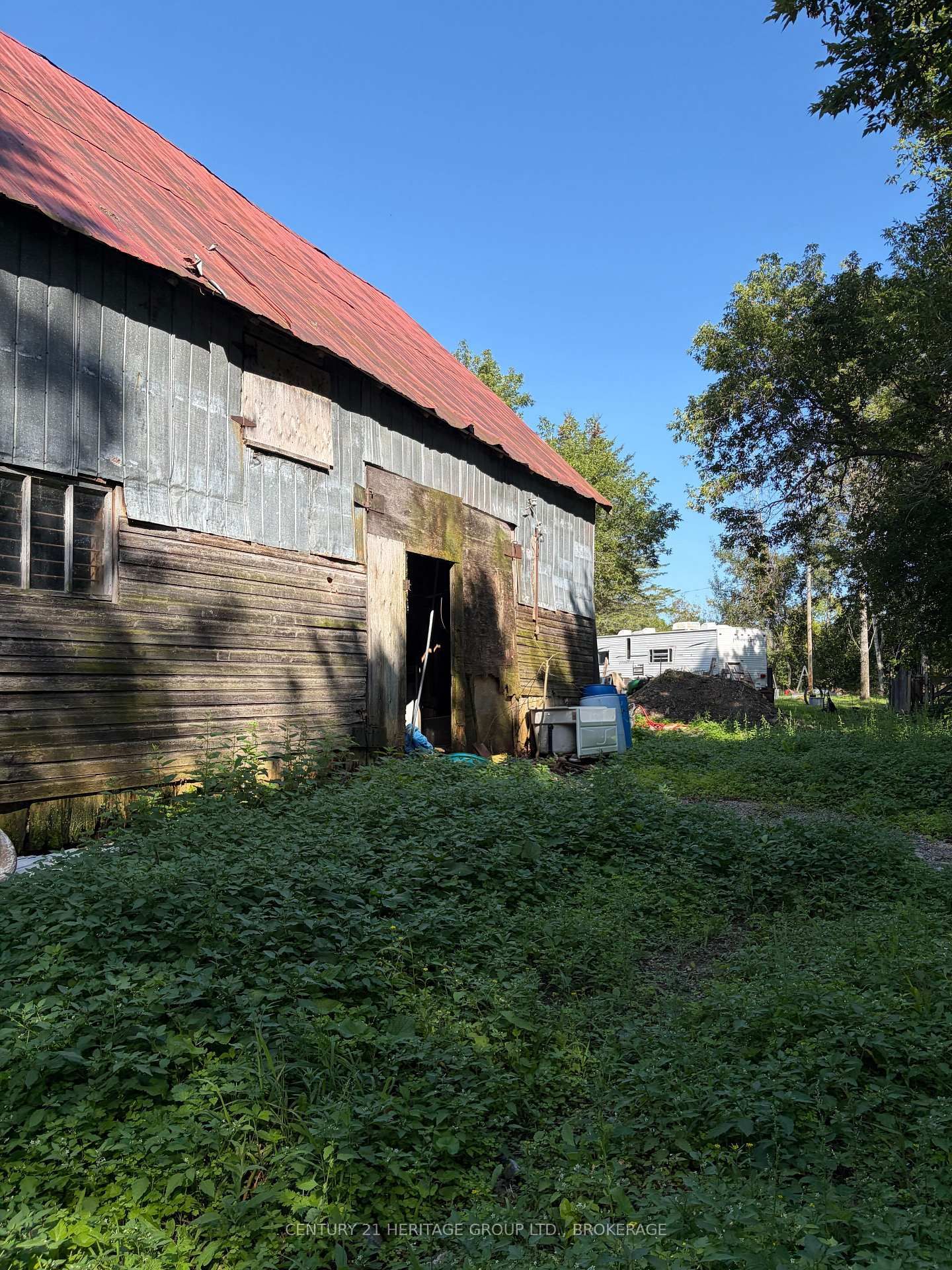 523 Lower Oak Leaf Road • Leeds and the Thousand Islands, ON photo 10