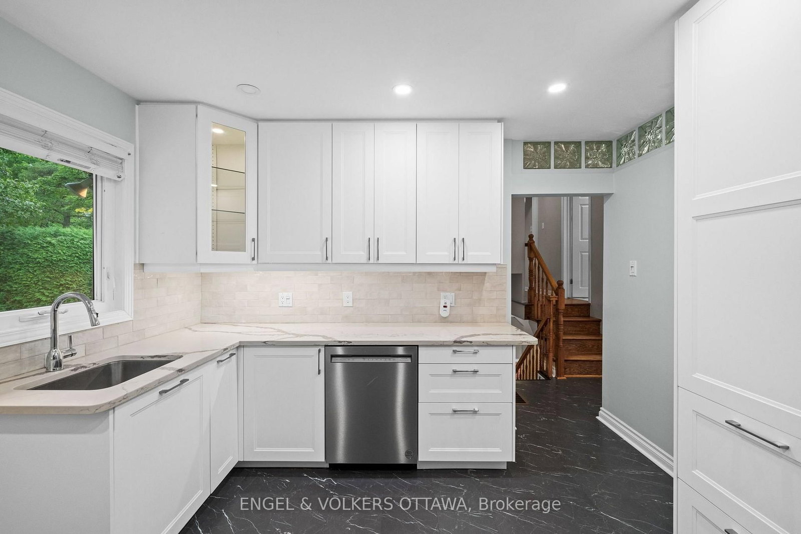 20 Parthia Avenue • Ottawa, ON photo 11