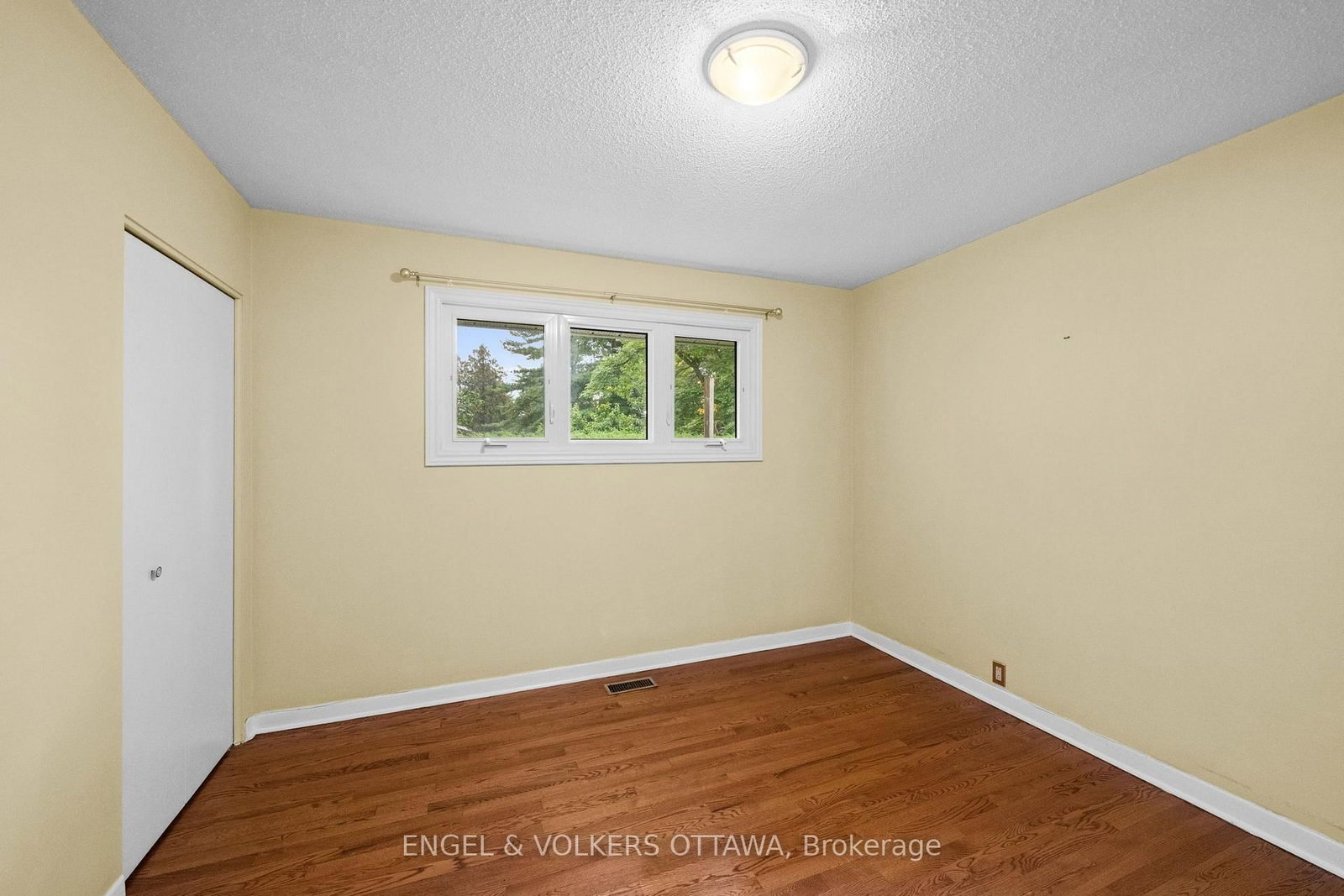 20 Parthia Avenue • Ottawa, ON photo 21