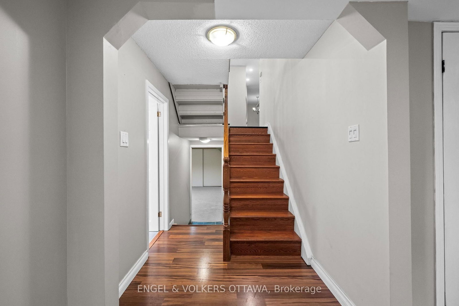 20 Parthia Avenue • Ottawa, ON photo 26