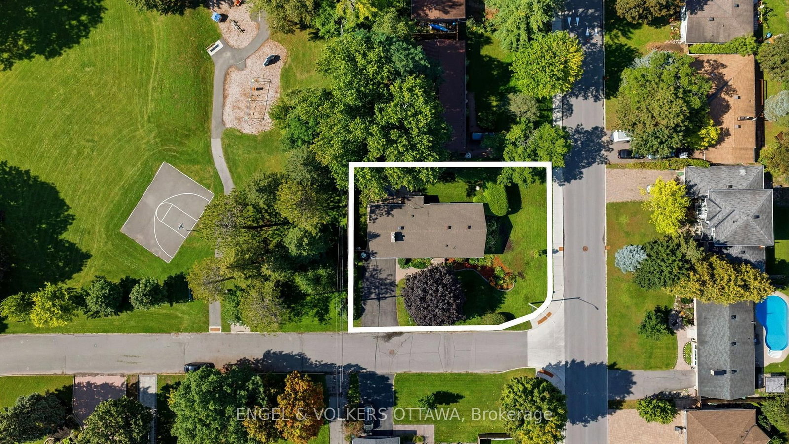 20 Parthia Avenue • Ottawa, ON photo 39