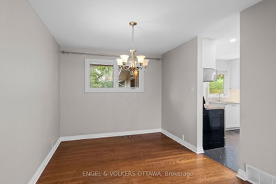 20 Parthia Avenue • Ottawa, ON photo 9