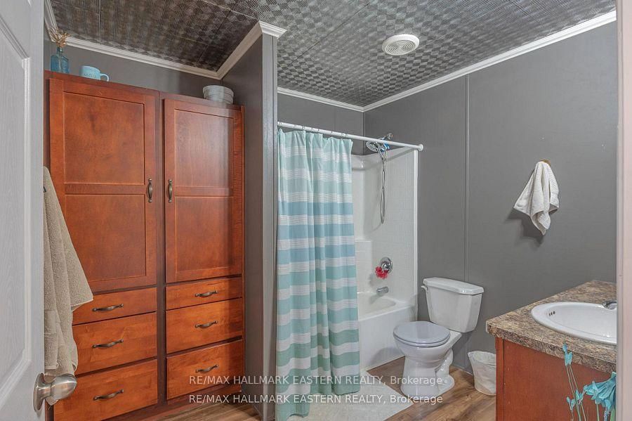 6 Hillview Drive • Cobourg, ON photo 12
