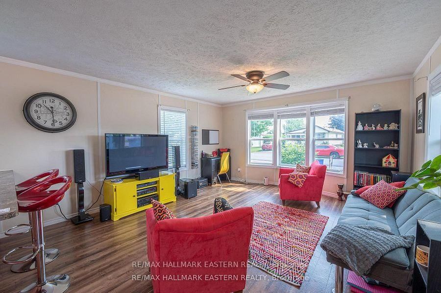 6 Hillview Drive • Cobourg, ON photo 8
