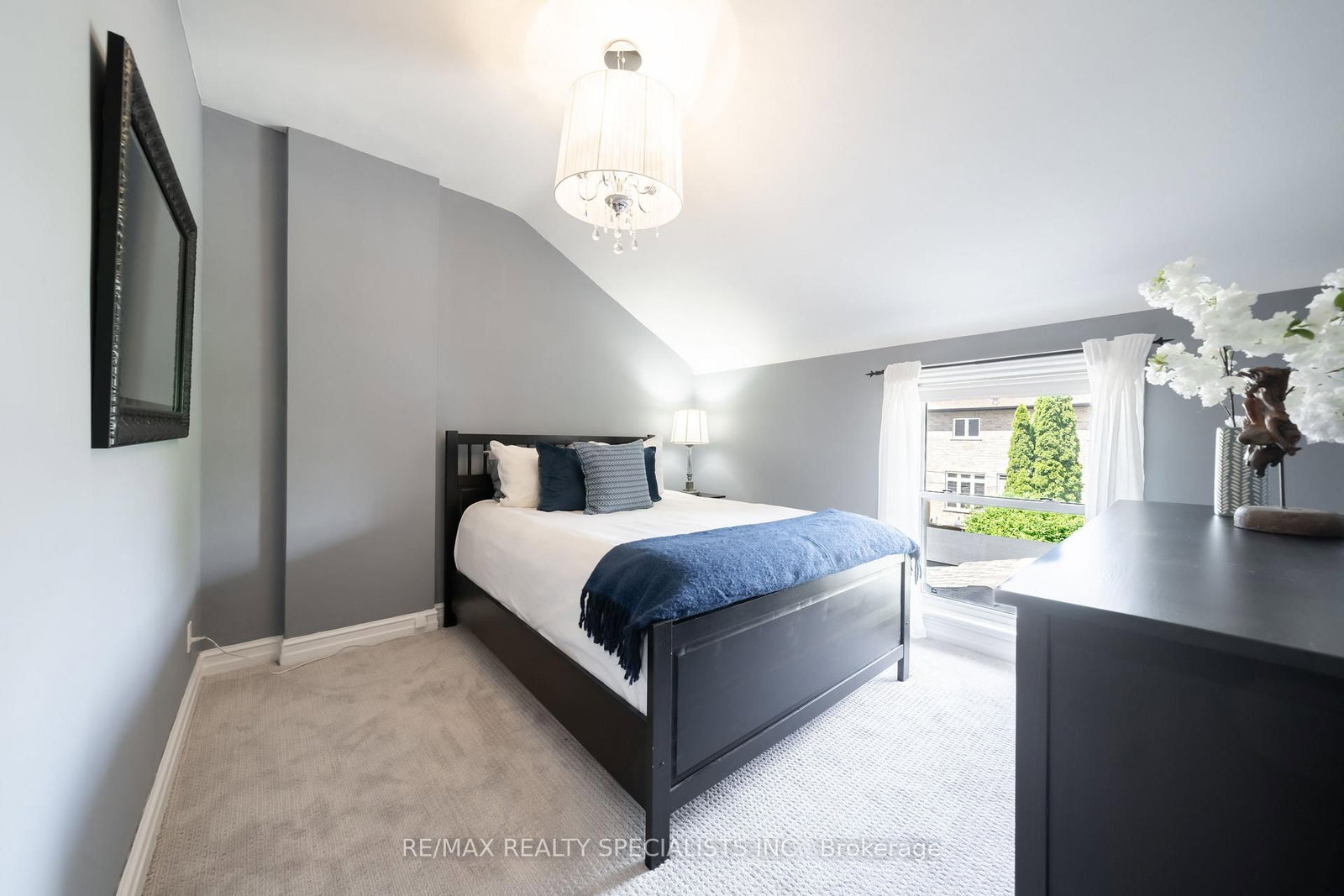 43 Oxford Street • Hamilton, ON photo 16