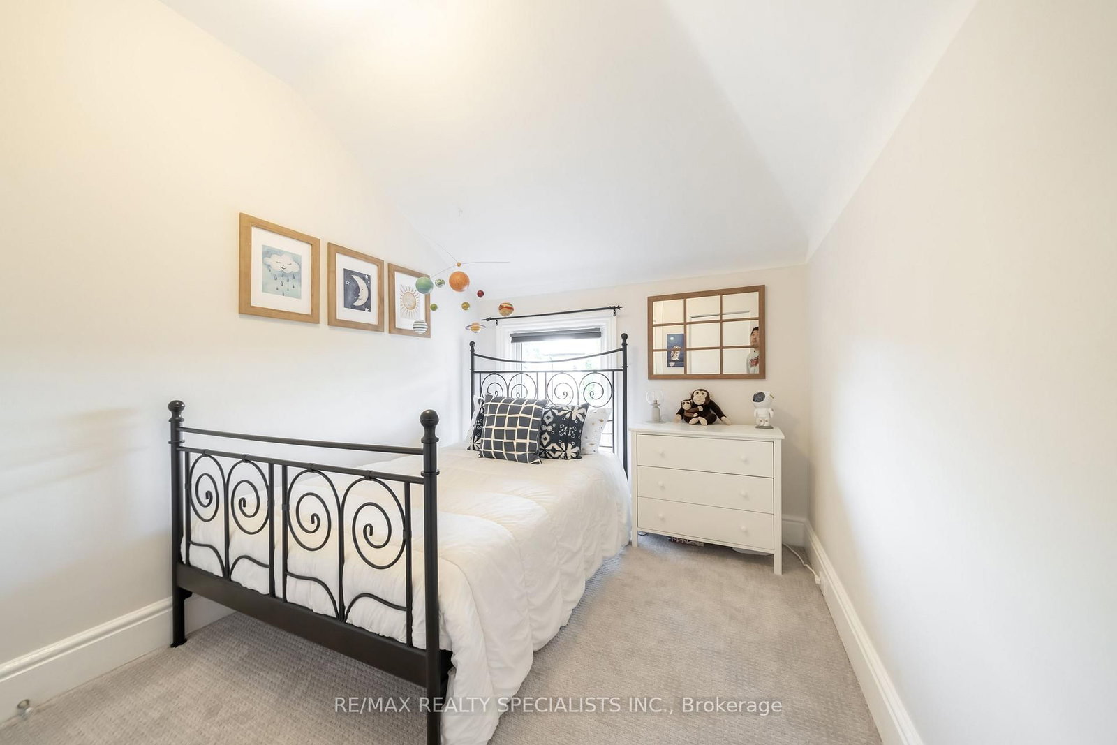 43 Oxford Street • Hamilton, ON photo 17