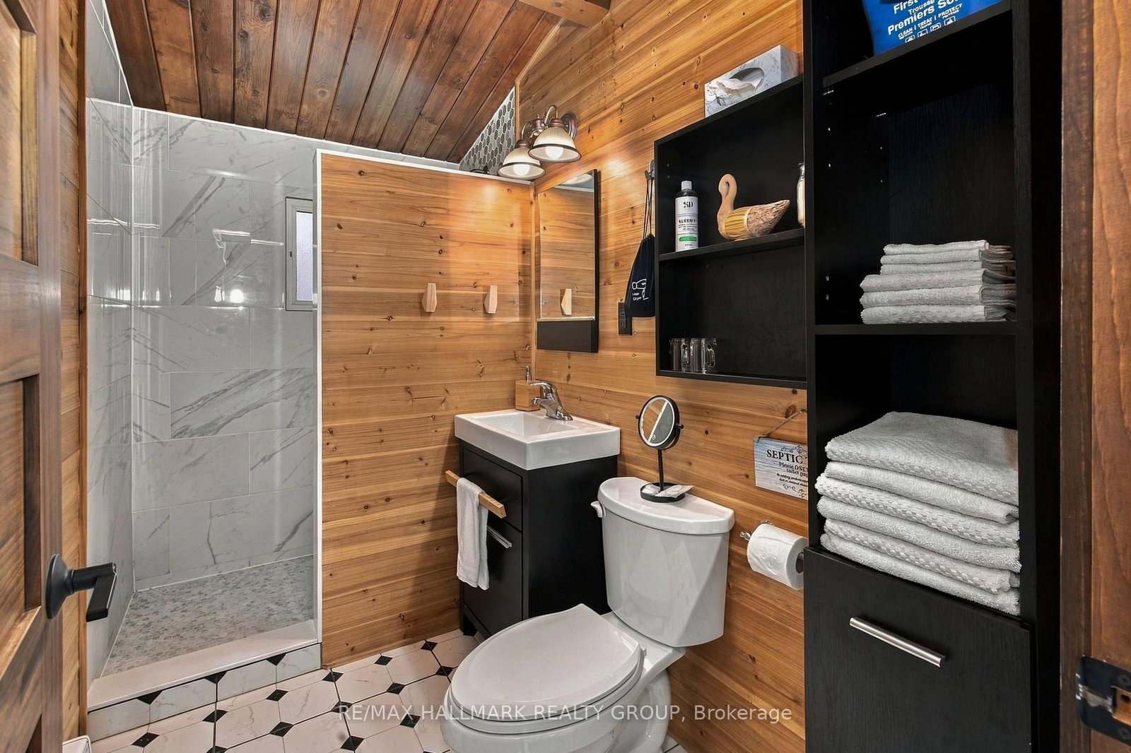 92 Kerry Point Road • Leeds and the Thousand Islands, ON photo 30
