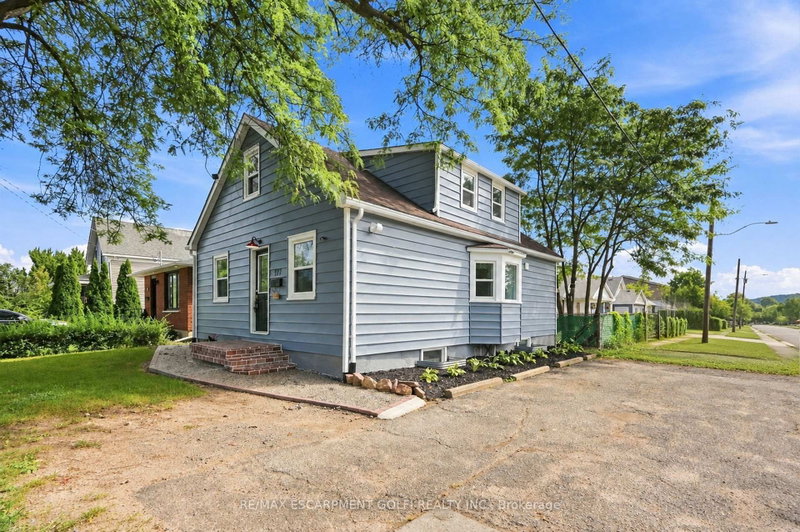 177 PELHAM Road