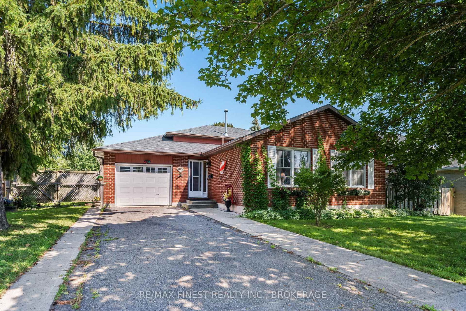 105 Grenadier Drive • Kingston, ON photo 1