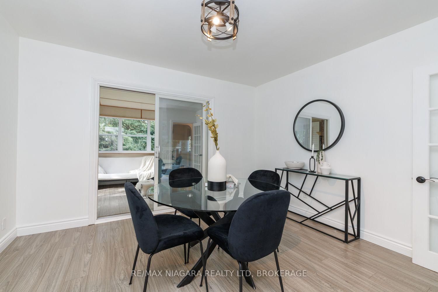 42 Strathcona Drive S • Pelham, ON photo 11