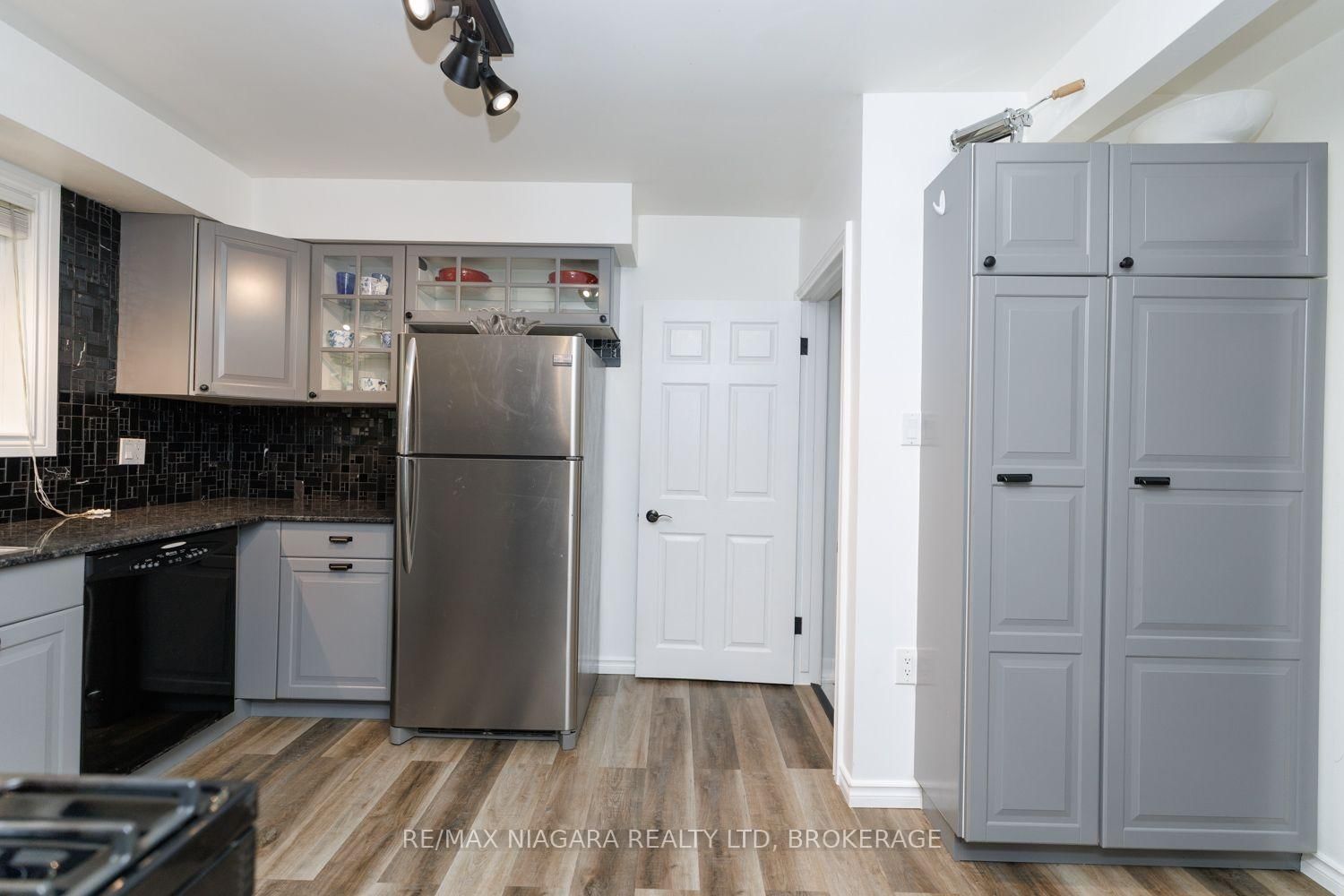 42 Strathcona Drive S • Pelham, ON photo 14