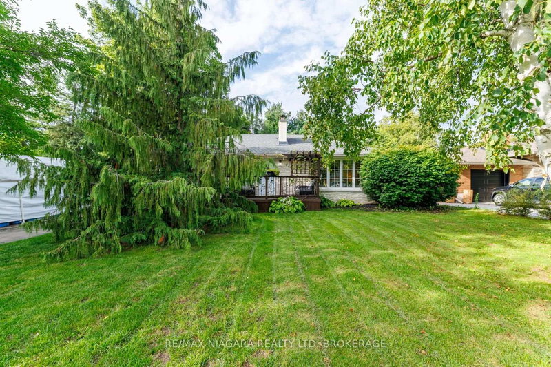 42 Strathcona Drive S