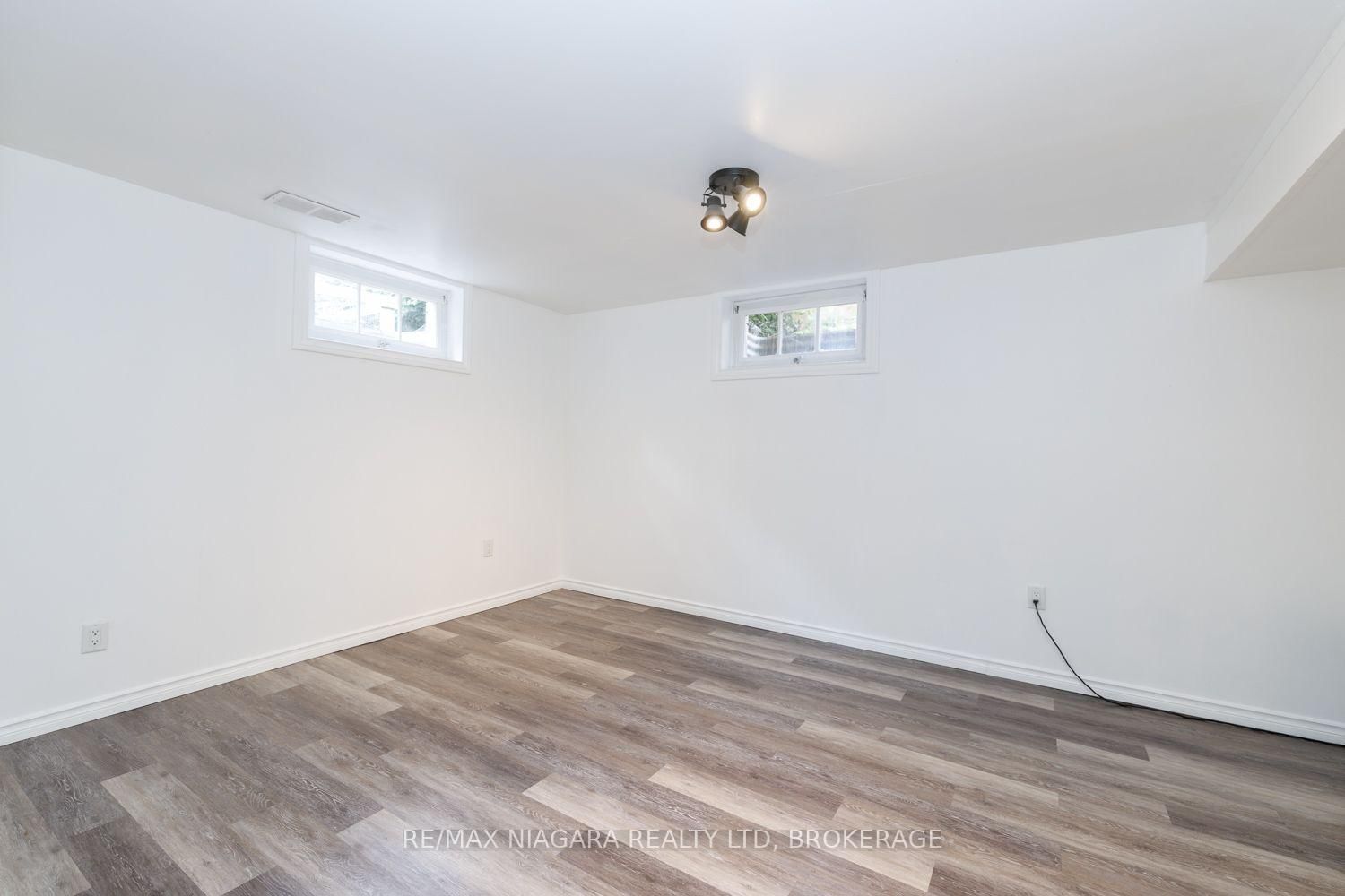 42 Strathcona Drive S • Pelham, ON photo 30