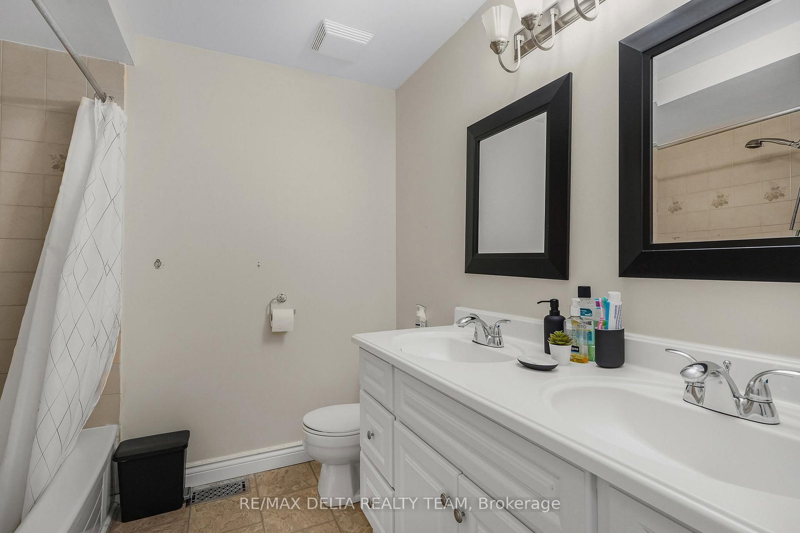 1107 Des Forets Avenue • Ottawa, ON photo 18