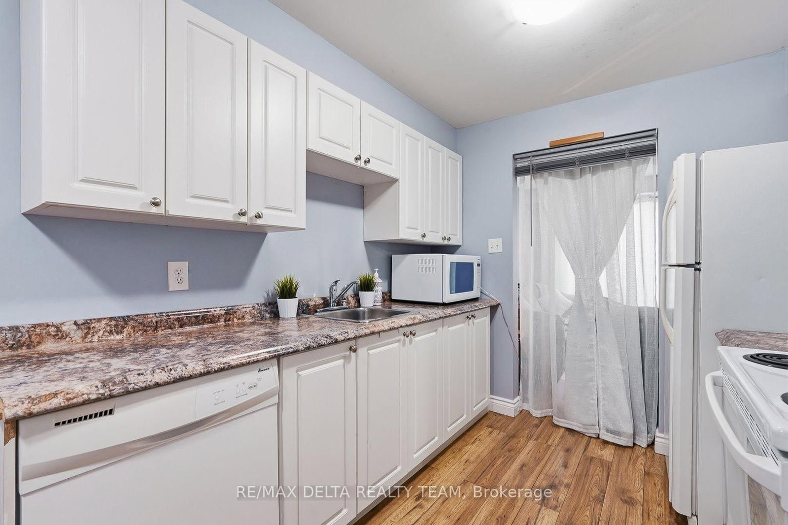 1107 Des Forets Avenue • Ottawa, ON photo 6