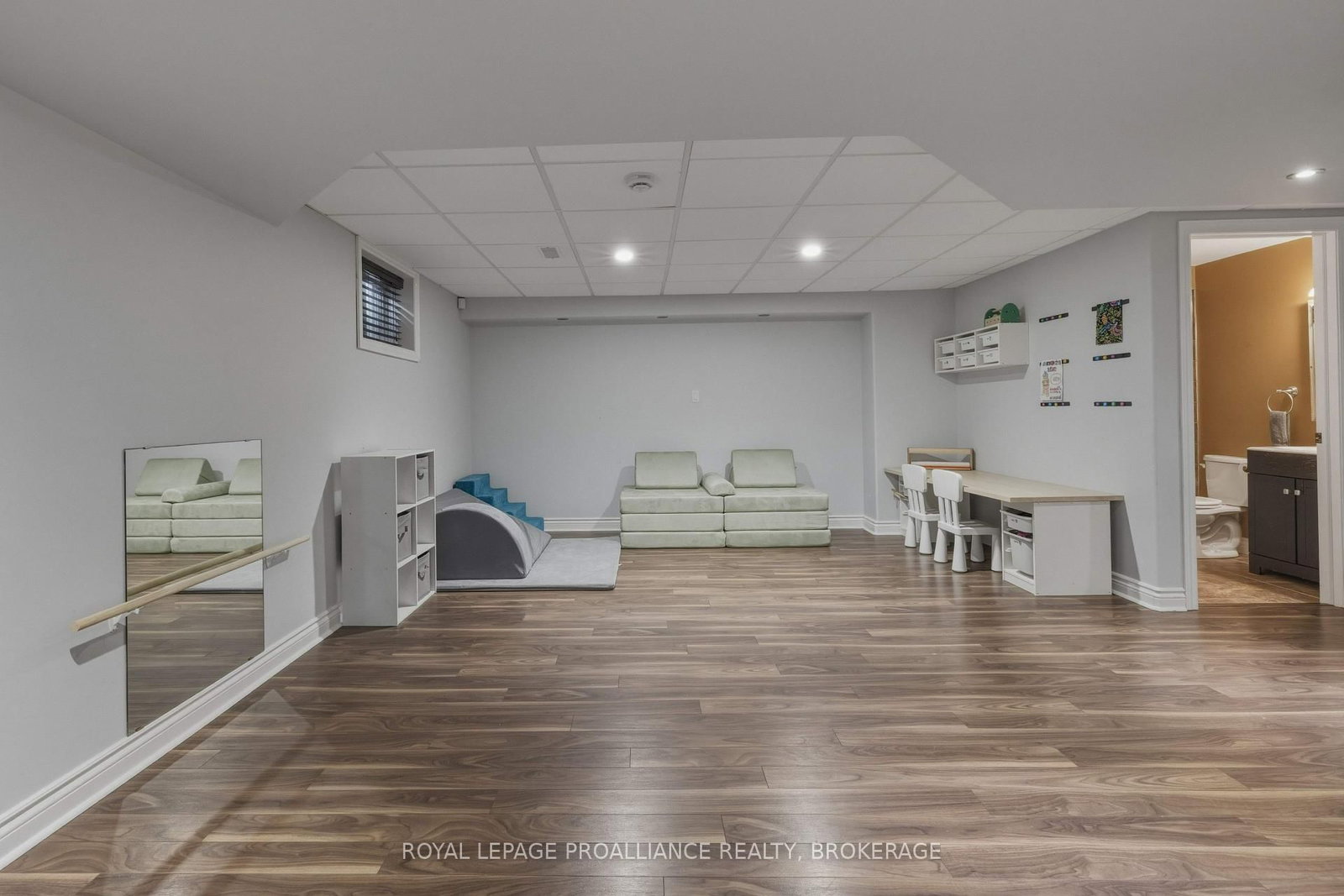 1464 Ottawa Street • Kingston, ON photo 24