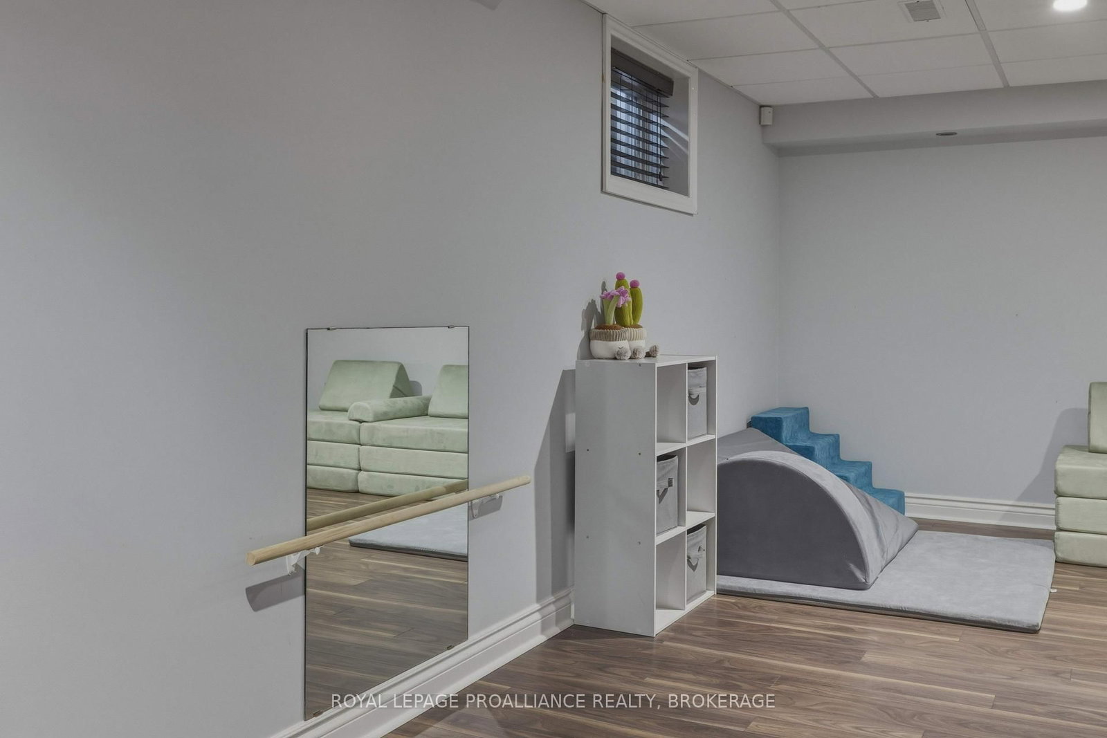 1464 Ottawa Street • Kingston, ON photo 27