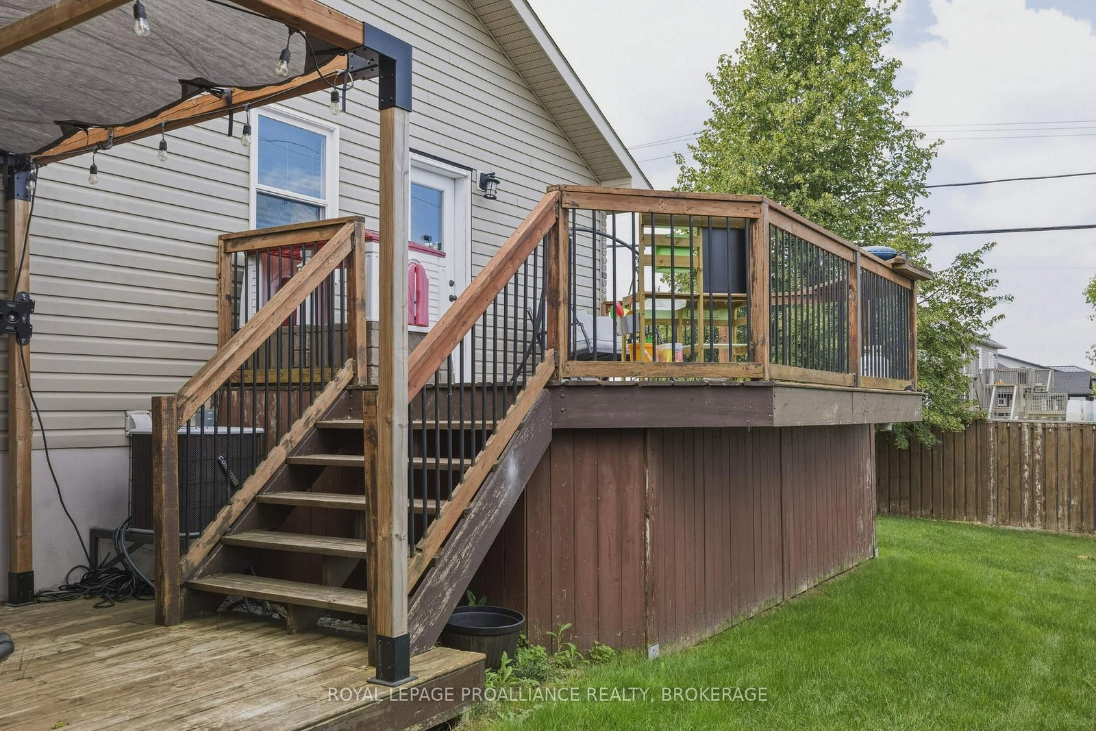 1464 Ottawa Street • Kingston, ON photo 43