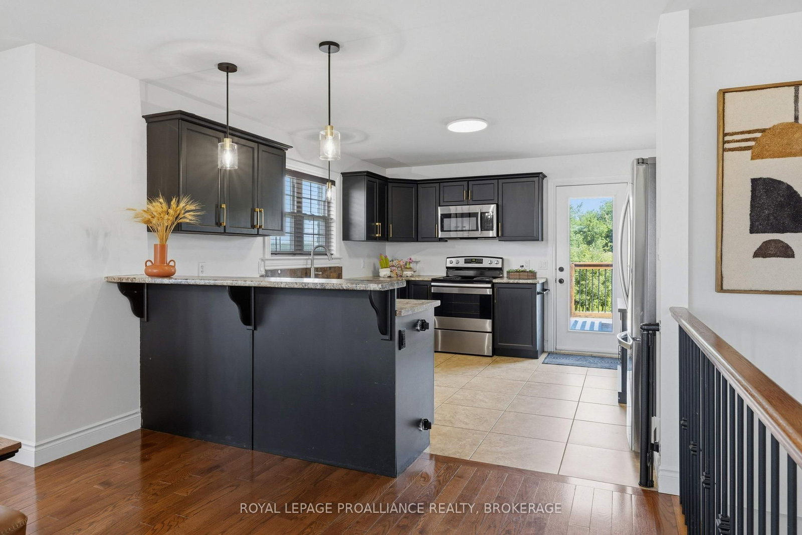 1464 Ottawa Street • Kingston, ON photo 9