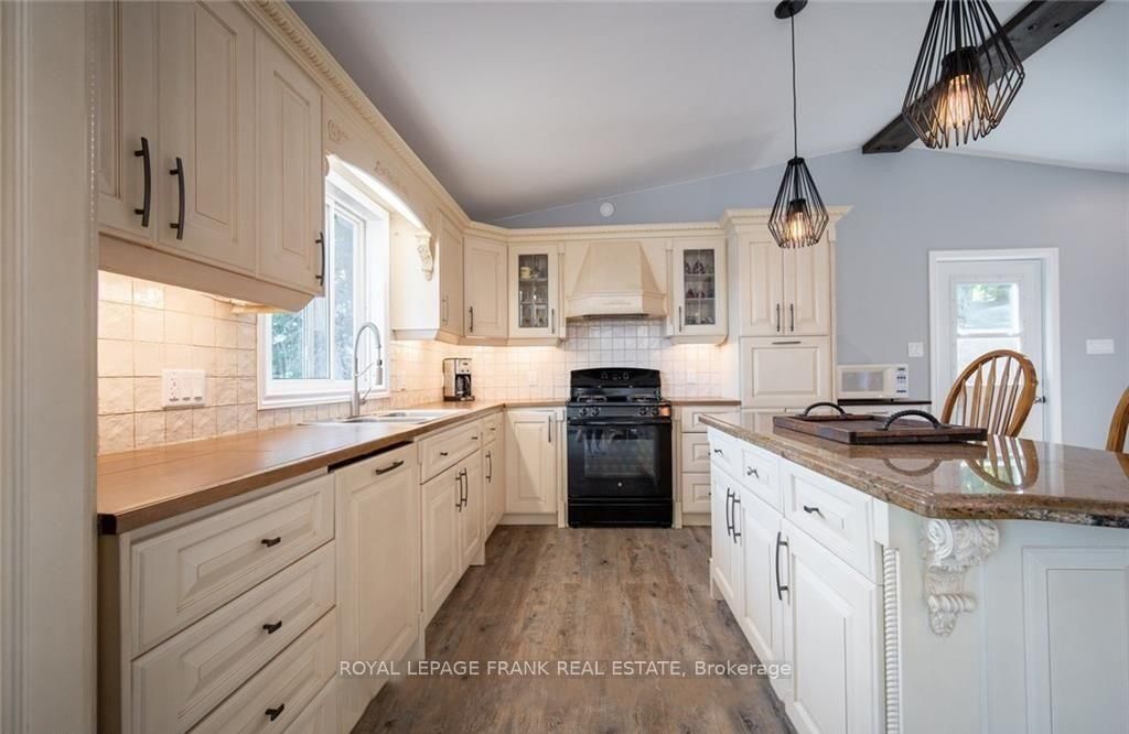 1758 Papineau Lake Road • Maple Leaf, ON photo 7