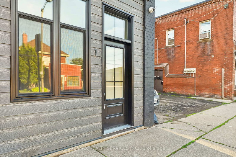 1 - 260 King Street