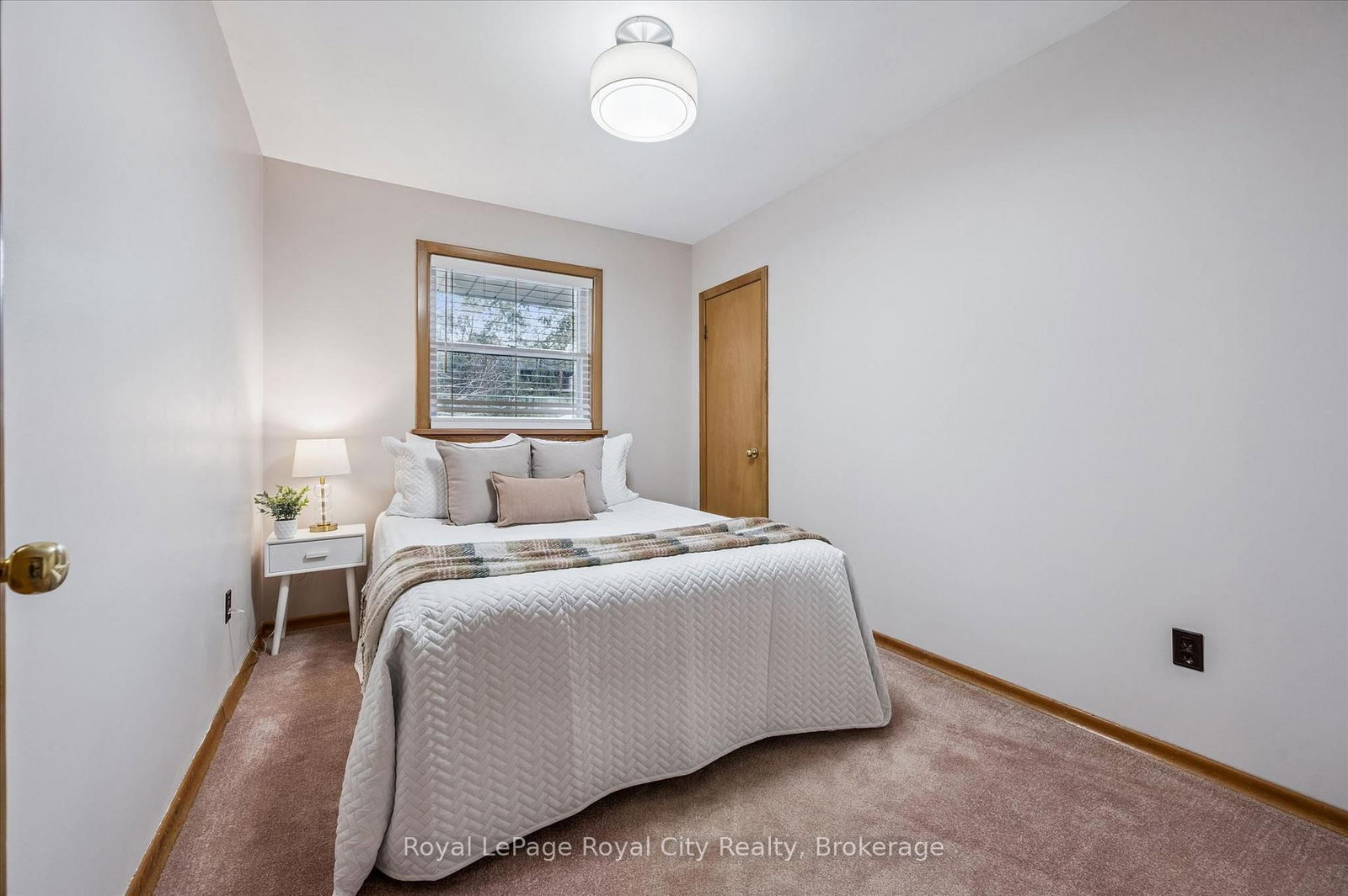 10 Paul Avenue • Guelph, ON photo 16