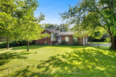 4452 Sideroad 20 N • Puslinch, ON photo 2