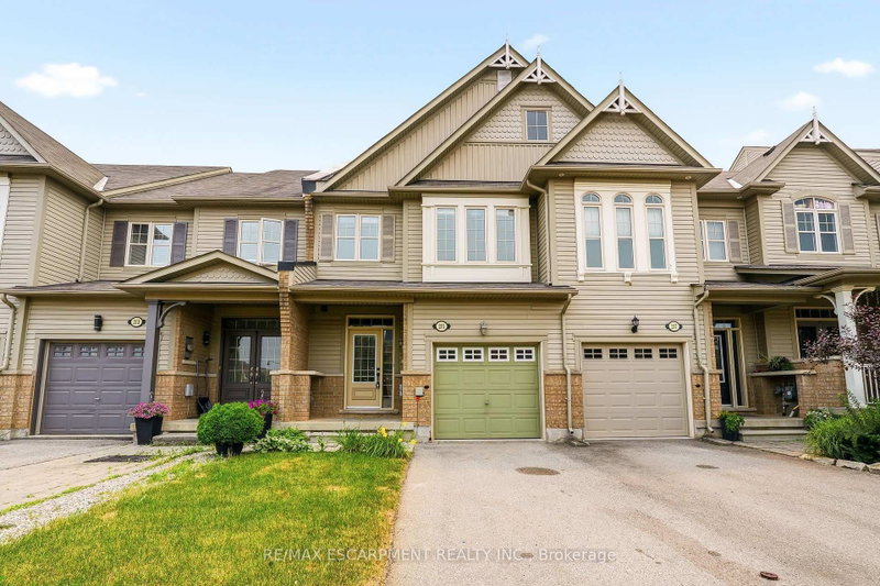 215 Nisbet Boulevard