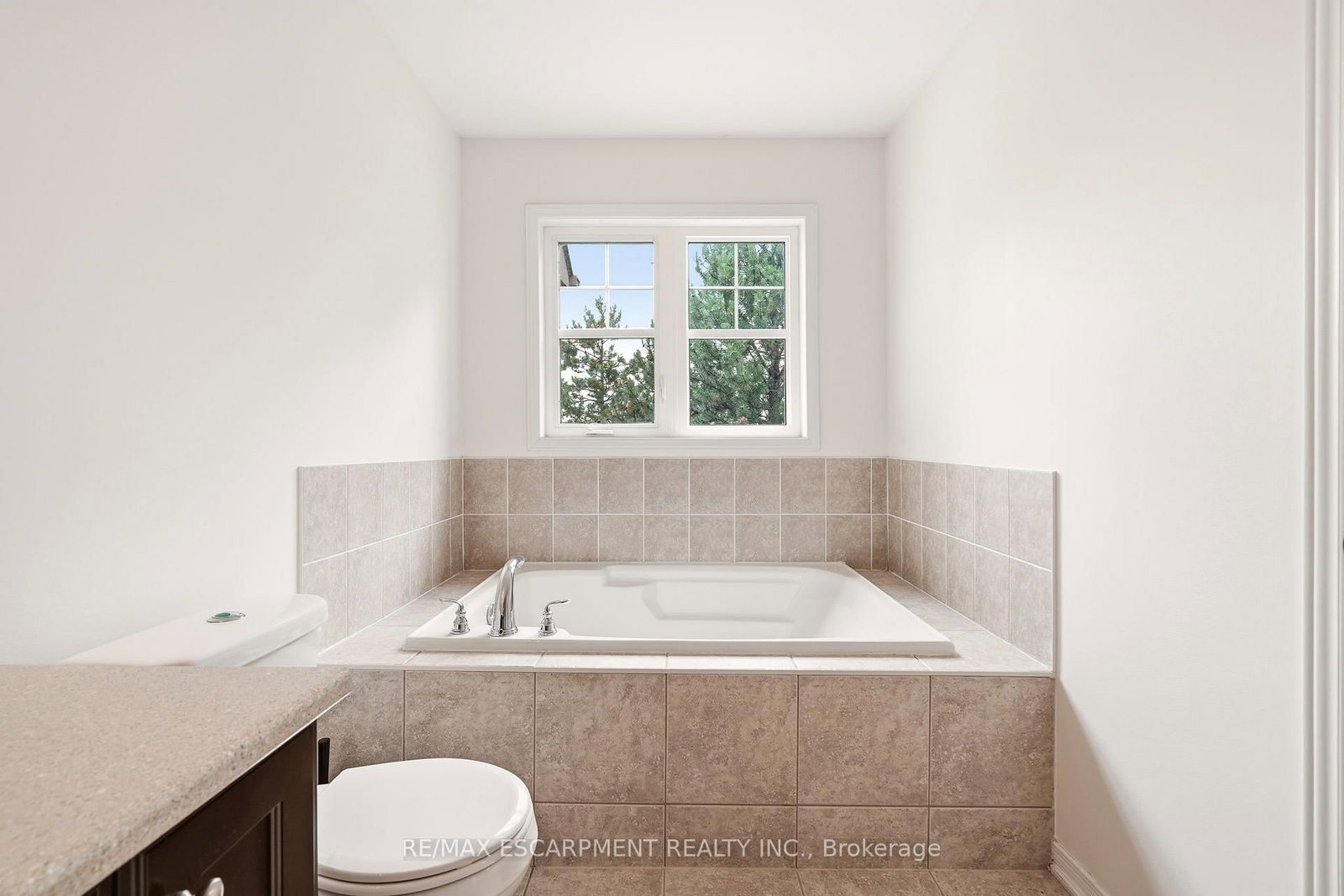 215 Nisbet Boulevard • Hamilton, ON photo 34