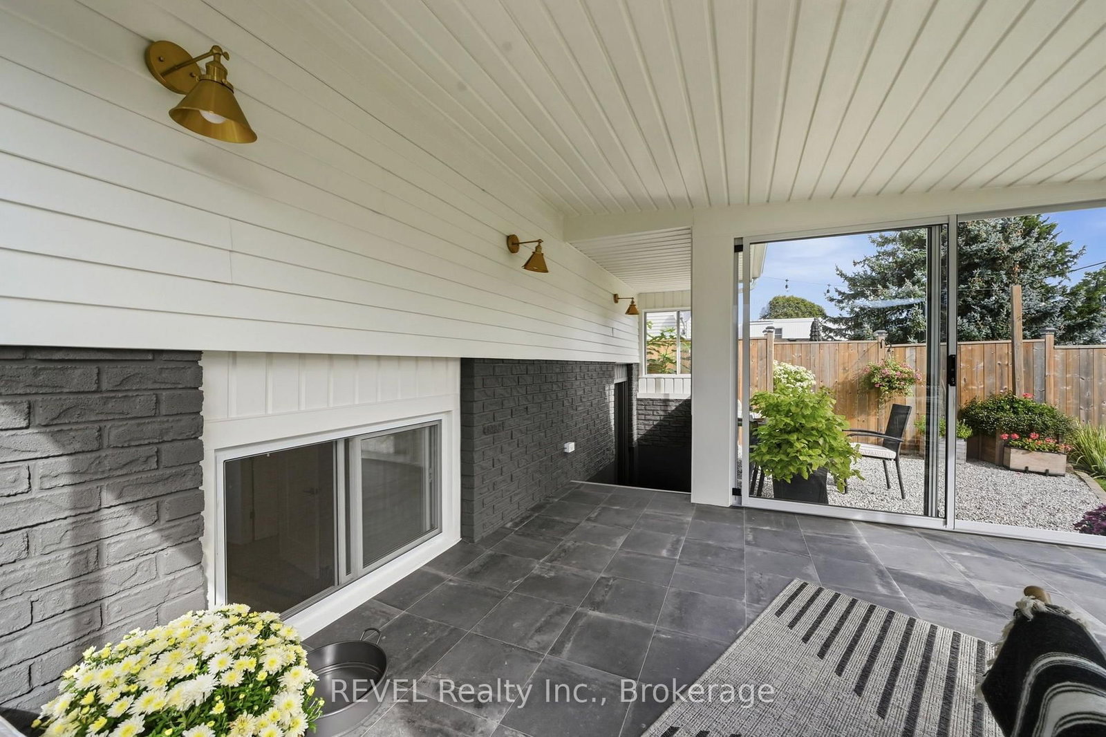34 Oakwood Street • Port Colborne, ON photo 24