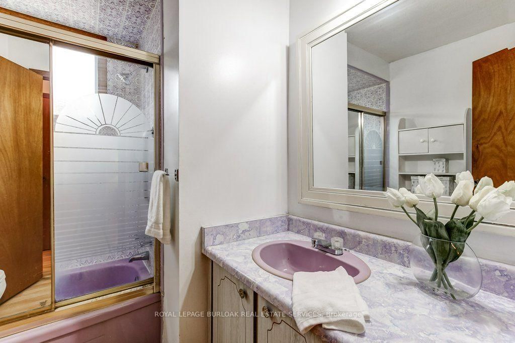 511 Rennie Street • Hamilton, ON photo 18