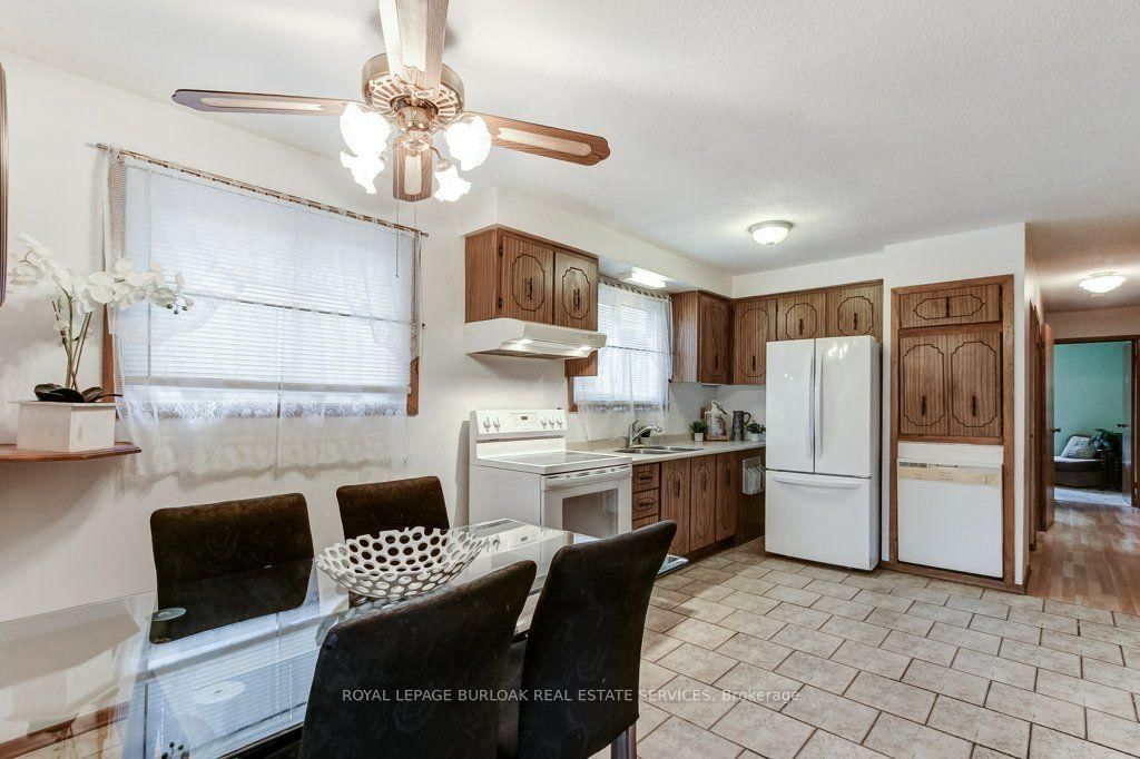 511 Rennie Street • Hamilton, ON photo 8