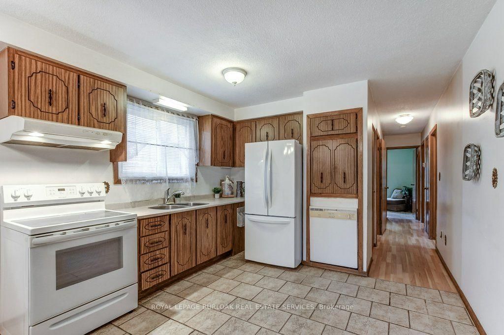 511 Rennie Street • Hamilton, ON photo 9