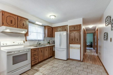 511 Rennie Street • Hamilton, ON photo 9