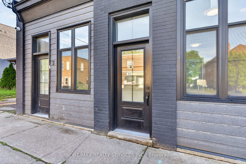 5 - 260 King Street