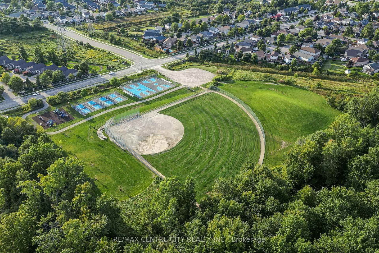 26 Glenview Court • St. Thomas, ON photo 18