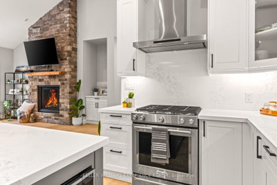 1065 Kilworthy Road • Gravenhurst, ON photo 9