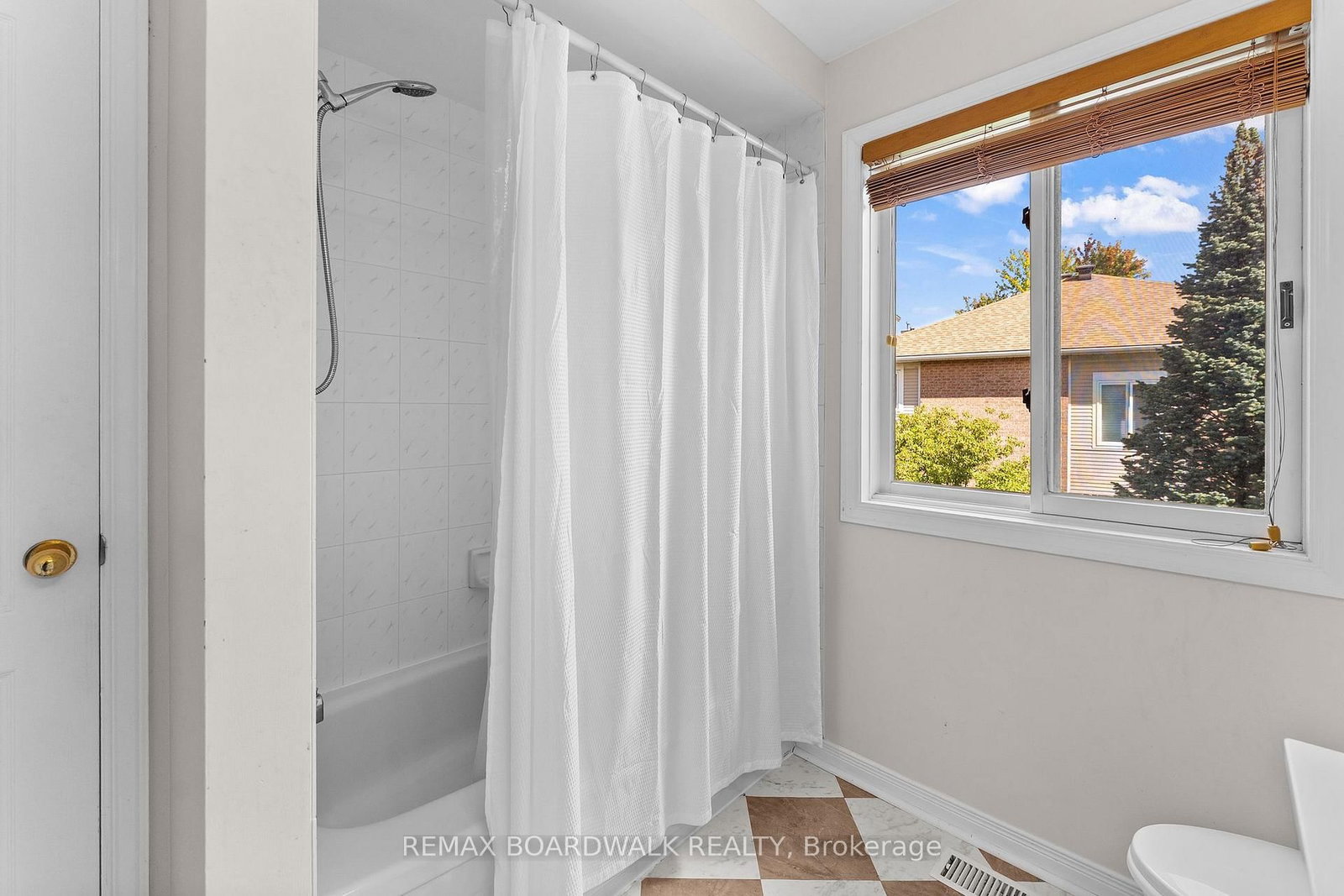 12 Willwood Crescent • Ottawa, ON photo 22