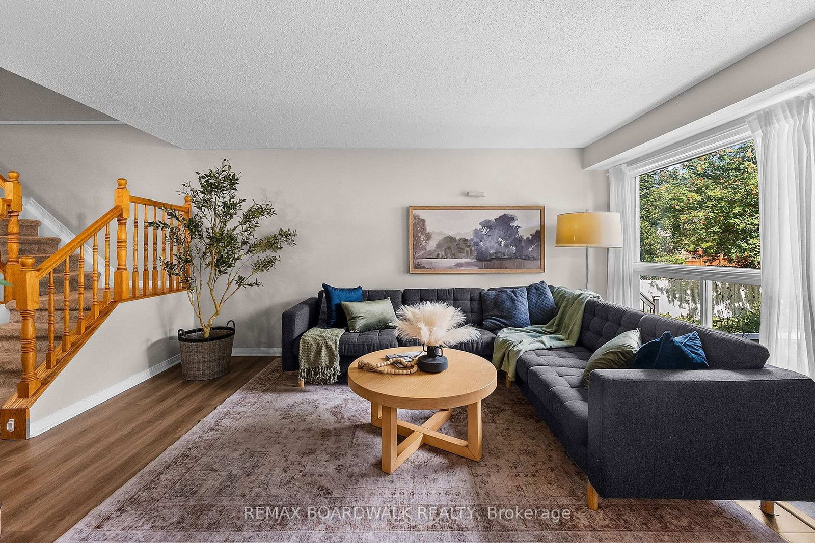 12 Willwood Crescent • Ottawa, ON photo 8
