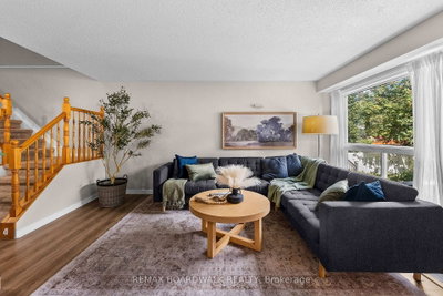 12 Willwood Crescent • Ottawa, ON photo 8
