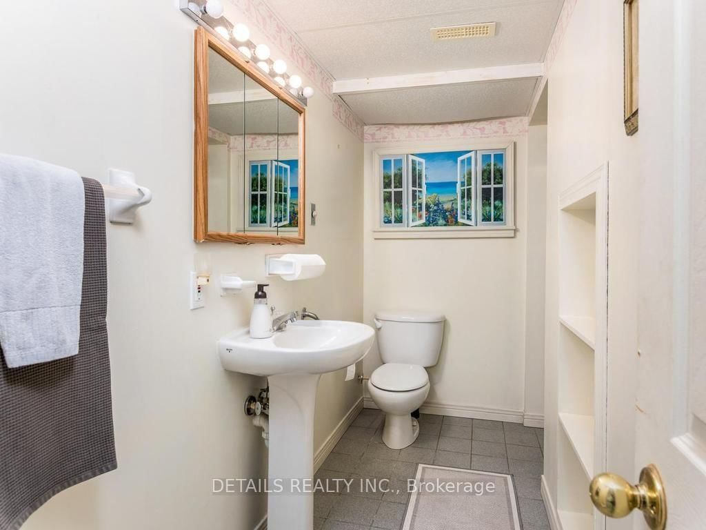 265 Gore Street E • Almonte, ON photo 27