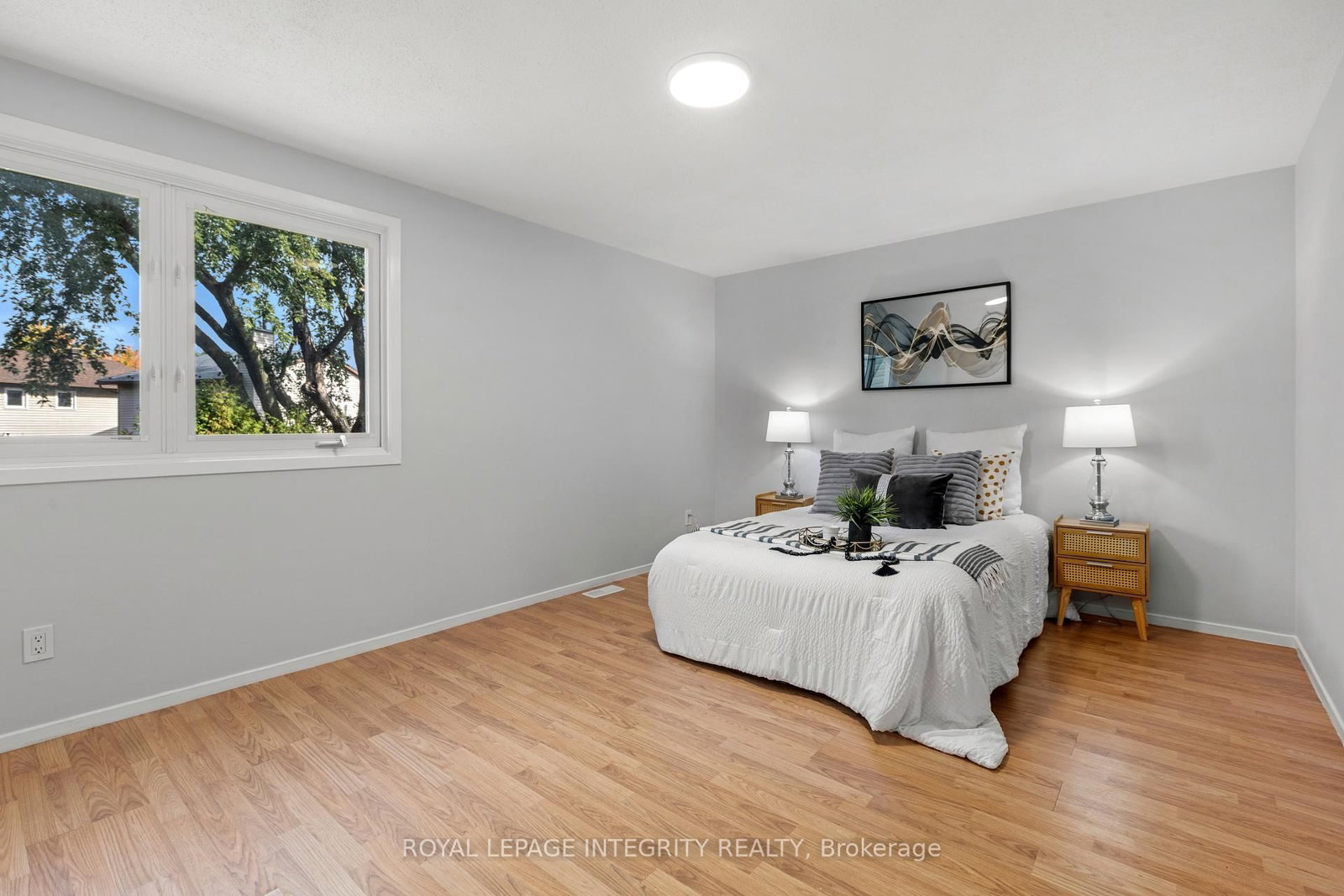 1736 SUMMERLANDS Crescent • Ottawa, ON photo 20