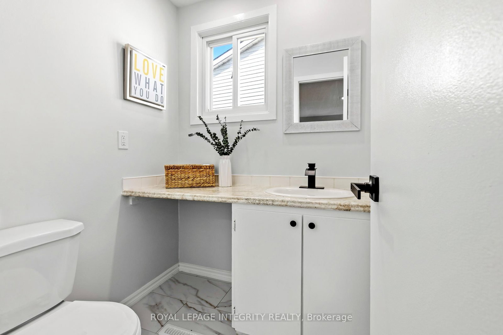 1736 SUMMERLANDS Crescent • Ottawa, ON photo 23