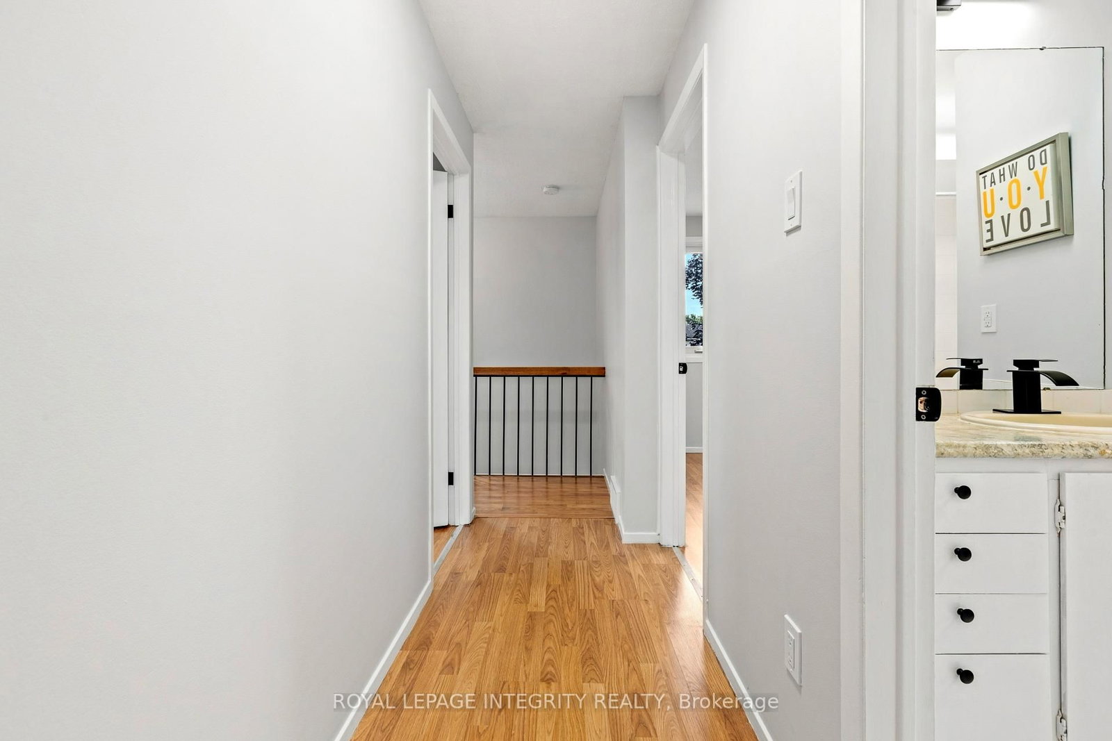 1736 SUMMERLANDS Crescent • Ottawa, ON photo 29