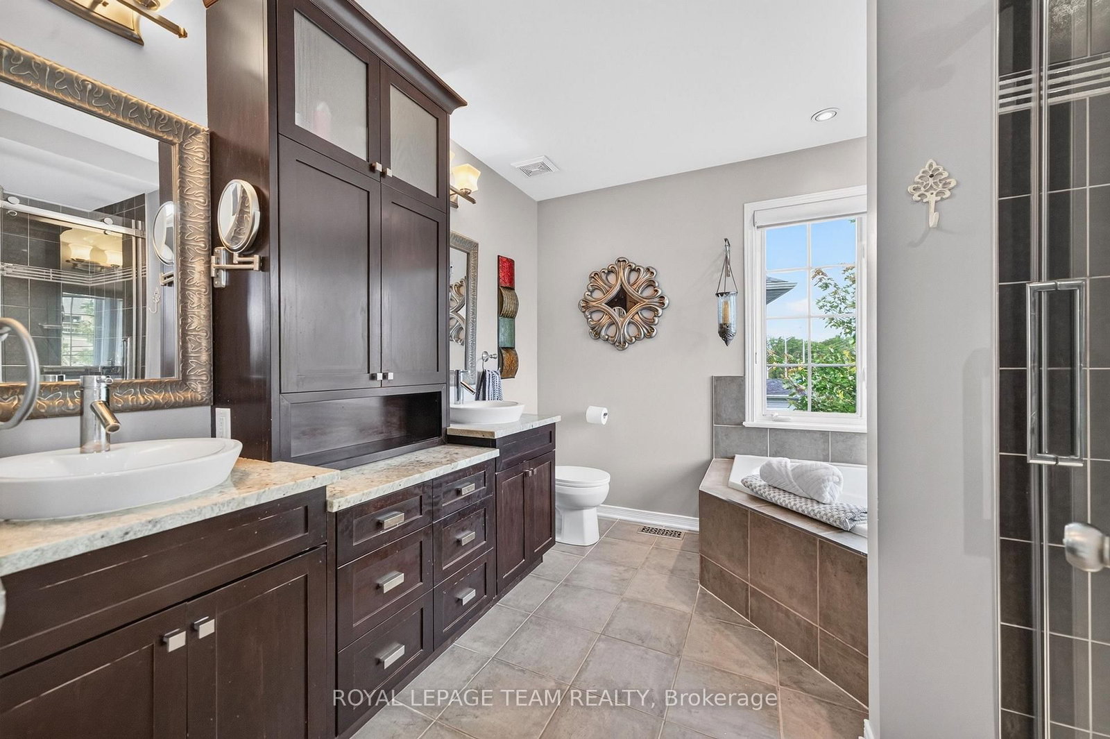 509 Cresswell Court • Ottawa, ON photo 27