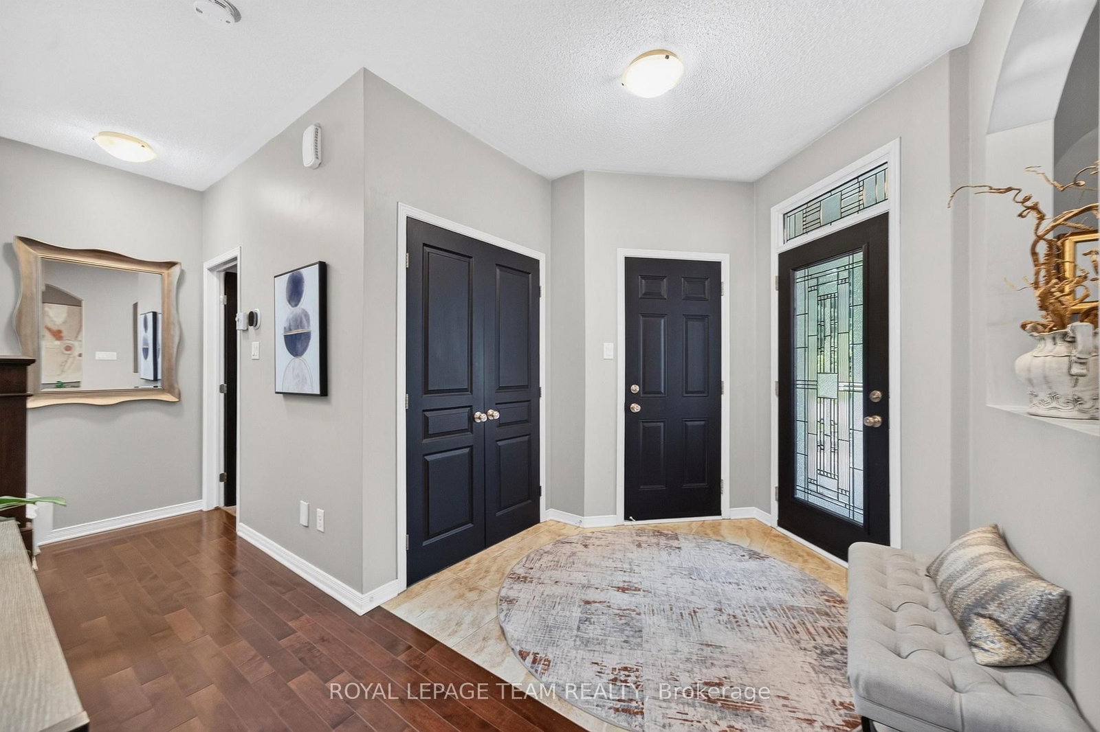 509 Cresswell Court • Ottawa, ON photo 5