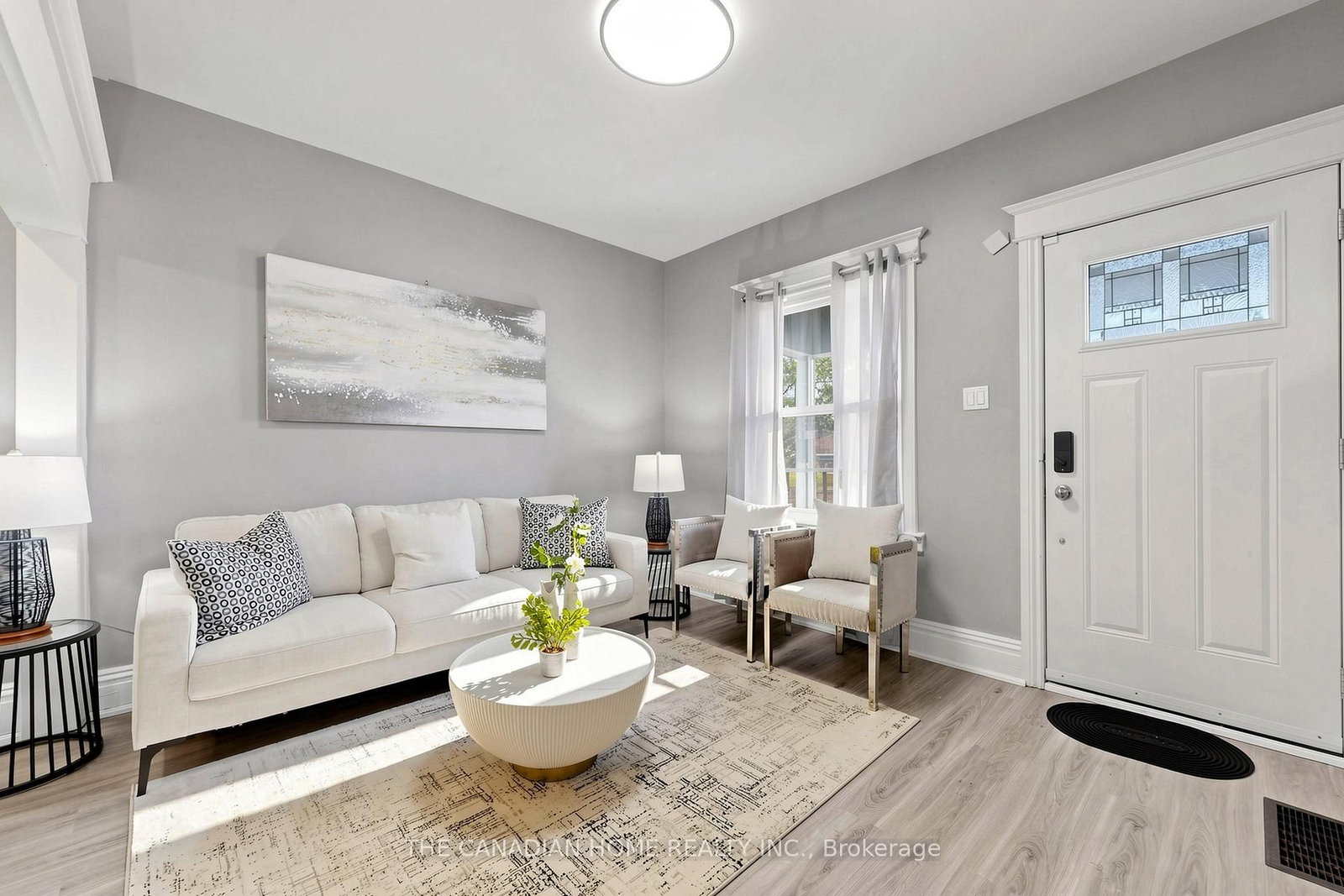 118 Birmingham Street • Hamilton, ON photo 4
