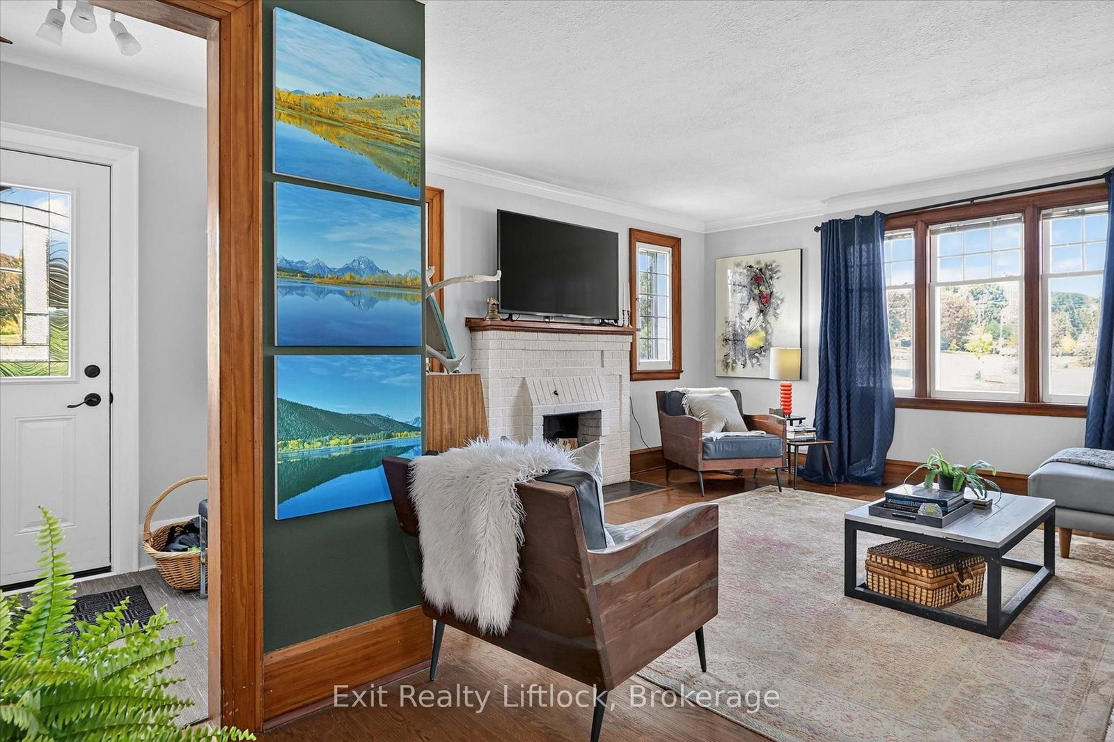 1518 Monaghan Road • Peterborough, ON photo 3