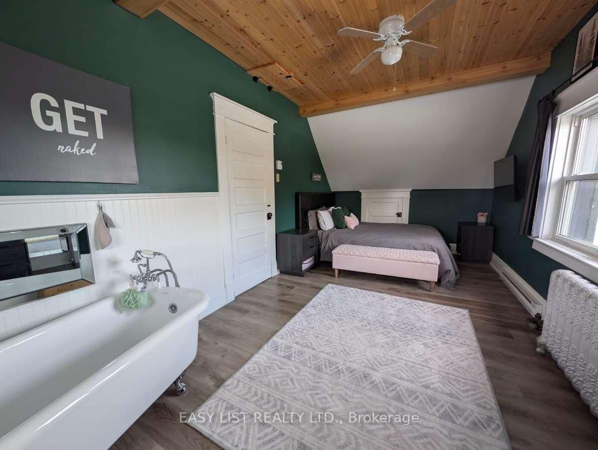 32 Nelson Street E • Meaford, ON photo 47