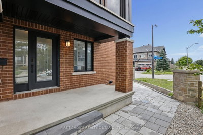 124 Nutting Crescent • Ottawa, ON photo 5